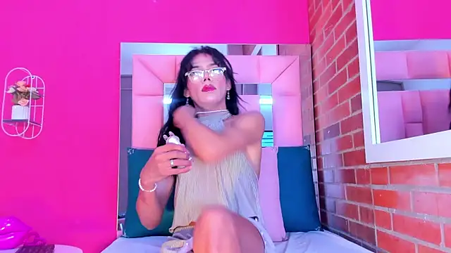 Snapshot of Baby_doll_XOXO chatting on February 11, 2026, 3:50 pm Baby doll XOXO online show from February 11, 2026, 3:50 pm