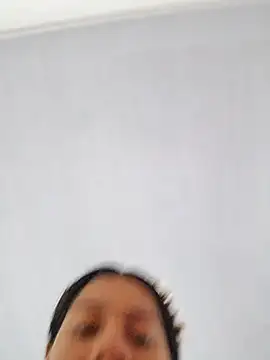 Cris18sexy online show from February 8, 2026, 3:32 am