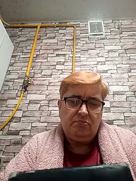 Snapshot of SusanStar874 chatting on February 27, 2026, 5:24 pm SusanStar874 online show from February 27, 2026, 5:24 pm