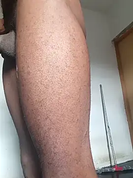 negro23cmdot online show from February 3, 2026, 4:01 pm