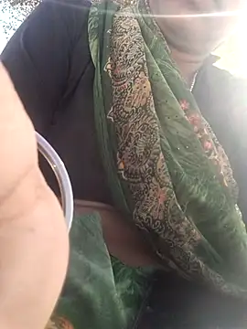 Muskan44s online show from April 24, 2026, 3:31 am