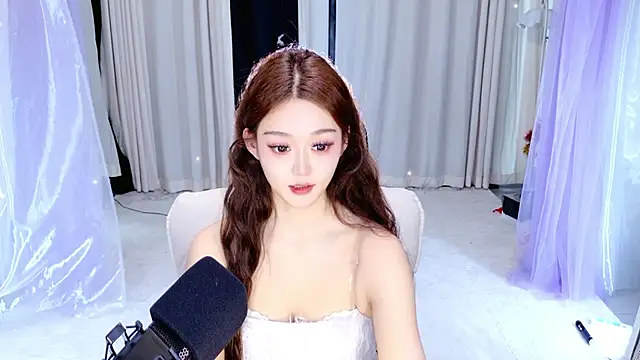 Snapshot of Dancer_Lucky-Nini chatting on February 28, 2026, 4:57 am Dancer Lucky-Nini online show from February 28, 2026, 4:57 am