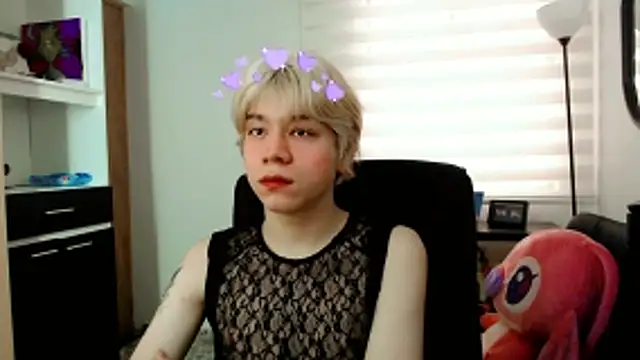 duvisex19 online show from June 14, 2026, 5:04 pm
