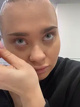 Snapshot of MonicaWestt chatting on February 21, 2026, 9:21 am MonicaWestt online show from February 21, 2026, 9:21 am