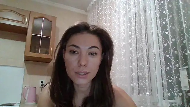 Dream Petal  online show from April 4, 2026, 2:58 pm