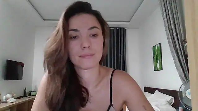 Snapshot of Dream_Petal_ chatting on June 30, 2026, 3:13 pm Dream Petal online show from June 30, 2026, 3:13 pm