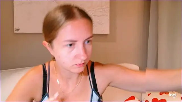 BluueSilk online show from October 11, 2025, 5:17 am