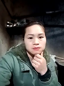 Snapshot of l_kiss chatting on February 2, 2026, 1:32 pm l kiss online show from February 2, 2026, 1:32 pm