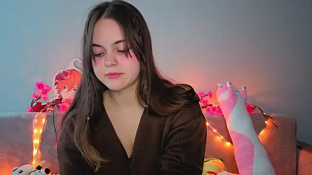 Snapshot of _momomochi_ chatting on February 11, 2026, 4:06 am momomochi online show from February 11, 2026, 4:06 am