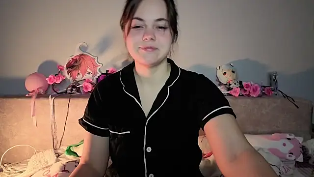 Snapshot of _momomochi_ chatting on March 1, 2026, 3:58 pm momomochi online show from March 1, 2026, 3:58 pm