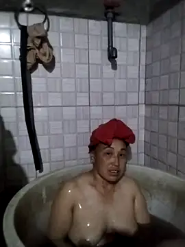 Snapshot of Tina-beo chatting on February 1, 2026, 12:15 pm Tina-beo online show from February 1, 2026, 12:15 pm