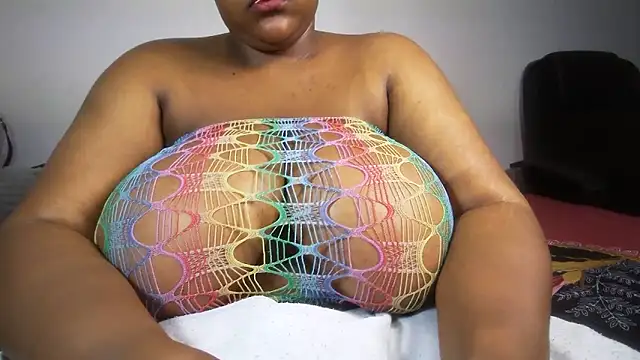 Suger-Boobs online show from May 16, 2026, 6:17 pm