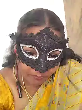 Snapshot of Tamil_Shalini12 chatting on August 5, 2026, 5:54 am Tamil Shalini12 online show from August 5, 2026, 5:54 am