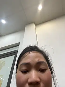KELYKELY20 online show from May 12, 2026, 4:37 pm