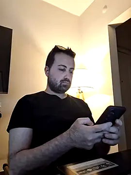 Snapshot of JuanPeter chatting on July 14, 2026, 5:29 pm JuanPeter online show from July 14, 2026, 5:29 pm