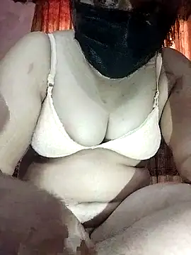 Snapshot of x_-hot chatting on March 2, 2026, 5:08 am x -hot online show from March 2, 2026, 5:08 am