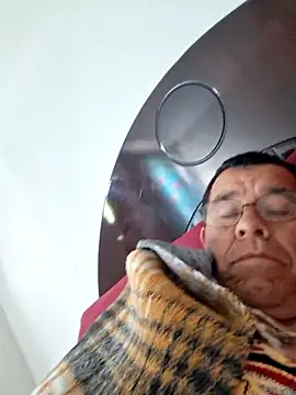 Snapshot of eros3442 chatting on February 1, 2026, 3:32 pm eros3442 online show from February 1, 2026, 3:32 pm