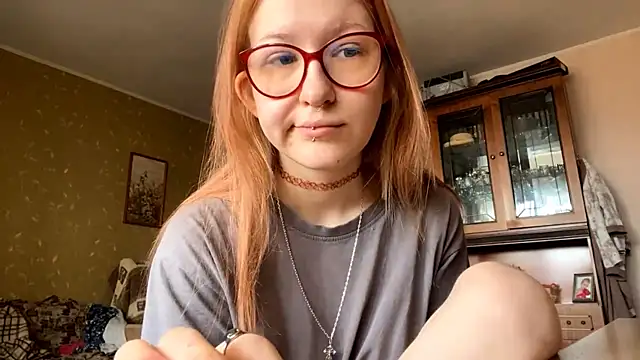 LaureenVielma online show from March 27, 2026, 8:26 am