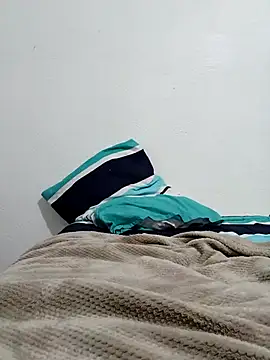 Snapshot of Particular0189 chatting on February 4, 2026, 4:40 am Particular0189 online show from February 4, 2026, 4:40 am