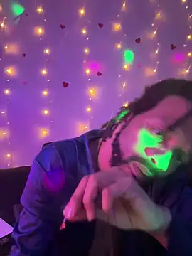 magic man1085 online show from April 8, 2026, 12:10 am