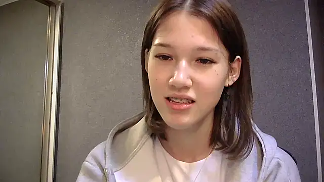 lilXdomiii online show from April 25, 2026, 12:19 pm