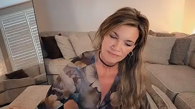 Hot Wife Amber online show from March 30, 2026, 12:33 am