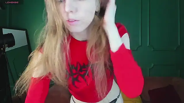 Snapshot of _Tina_Tayllor_ chatting on March 4, 2026, 11:49 am Tina Tayllor online show from March 4, 2026, 11:49 am