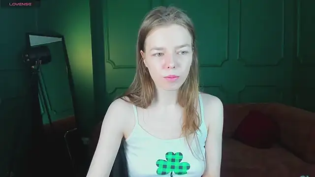 Snapshot of _Tina_Tayllor_ chatting on March 17, 2026, 2:09 pm Tina Tayllor online show from March 17, 2026, 2:09 pm