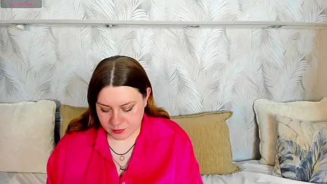 Snapshot of Valery_Grand chatting on February 11, 2026, 9:14 am Valery Grand online show from February 11, 2026, 9:14 am