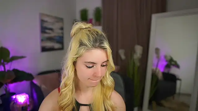 Jetpearl online show from March 29, 2026, 7:14 pm