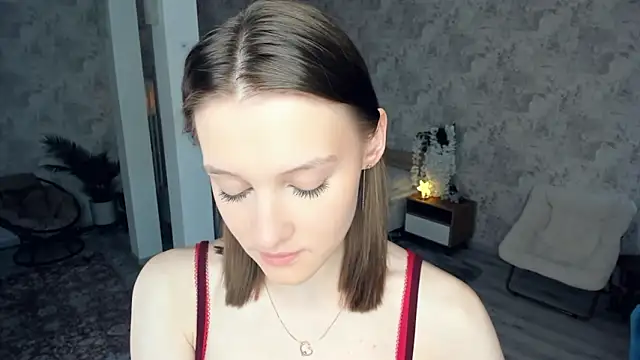 Snapshot of LianneBynon chatting on February 27, 2026, 8:14 am LianneBynon online show from February 27, 2026, 8:14 am