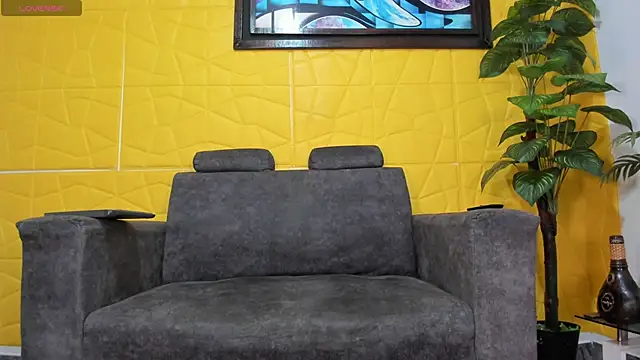 williamparra55 online show from March 11, 2026, 1:06 pm