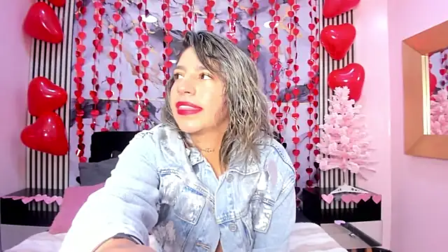 Snapshot of Ambar_Cortes chatting on February 10, 2026, 3:27 pm Ambar Cortes online show from February 10, 2026, 3:27 pm