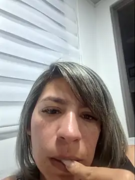 Snapshot of Ambar_Cortes chatting on February 24, 2026, 2:53 am Ambar Cortes online show from February 24, 2026, 2:53 am