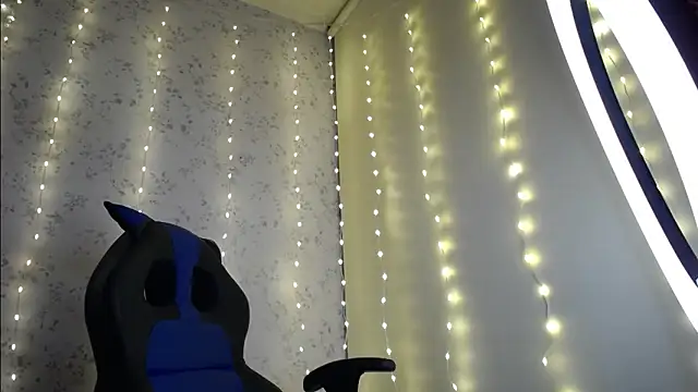 Snapshot of moriah_h chatting on February 8, 2026, 12:52 pm moriah h online show from February 8, 2026, 12:52 pm