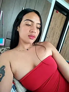 Snapshot of cynliu chatting on May 4, 2026, 9:11 pm cynliu online show from May 4, 2026, 9:11 pm