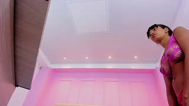 Snapshot of IRINA_PALVIN chatting on February 6, 2026, 1:25 pm IRINA PALVIN online show from February 6, 2026, 1:25 pm