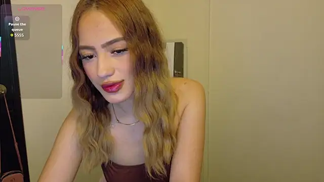 PaulaSantanaOf online show from February 8, 2026, 1:42 am