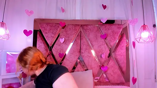 Snapshot of shantal_cooper_ chatting on February 19, 2026, 7:10 pm shantal cooper online show from February 19, 2026, 7:10 pm