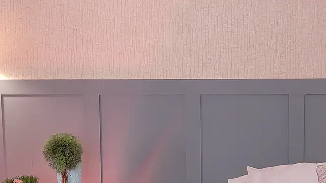 Snapshot of Annia-Greco chatting on February 19, 2026, 2:57 pm Annia-Greco online show from February 19, 2026, 2:57 pm