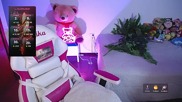 Snapshot of lika_little0 chatting on February 7, 2026, 1:09 am lika little0 online show from February 7, 2026, 1:09 am