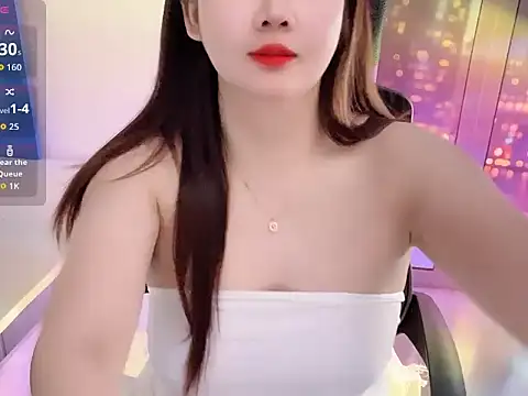 Snapshot of XiaBunny chatting on April 18, 2026, 5:17 pm XiaBunny online show from April 18, 2026, 5:17 pm