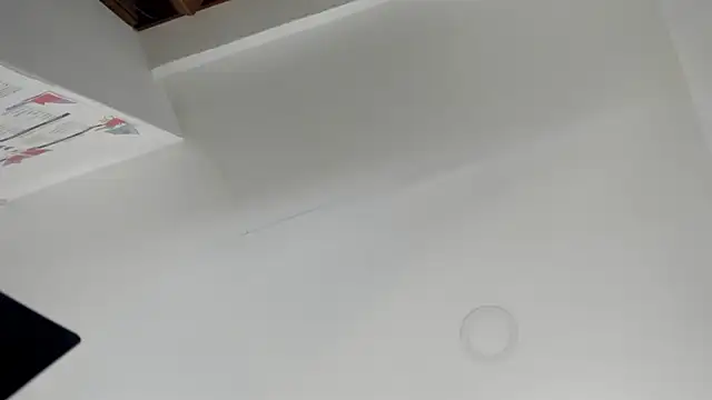 Paris Velvet online show from March 4, 2026, 10:16 pm