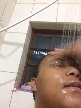 Snapshot of pretajaponesa35 chatting on February 5, 2026, 11:31 pm pretajaponesa35 online show from February 5, 2026, 11:31 pm