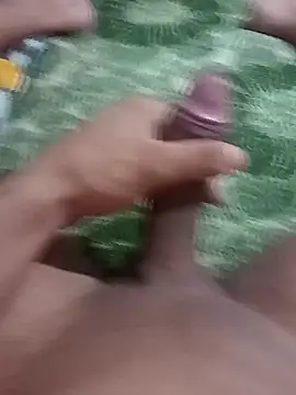 Snapshot of pistoludo21 chatting on April 15, 2026, 4:19 am pistoludo21 online show from April 15, 2026, 4:19 am