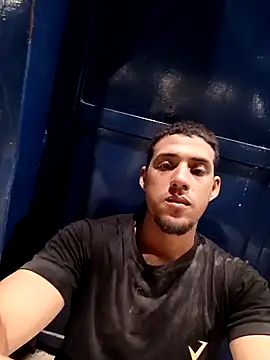 Snapshot of Francisco171 chatting on February 24, 2026, 6:22 am Francisco171 online show from February 24, 2026, 6:22 am