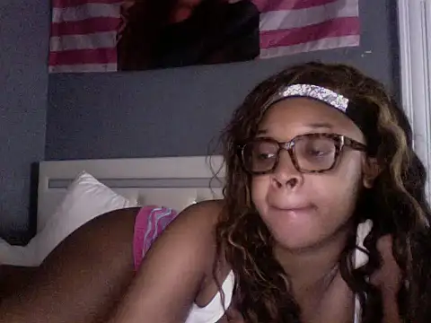 LuckyTonightx online show from May 26, 2026, 5:58 am