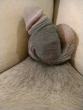 Snapshot of rosz_ chatting on March 2, 2026, 5:09 pm rosz online show from March 2, 2026, 5:09 pm