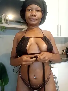 Snapshot of LADY-NESH chatting on April 23, 2026, 4:14 am LADY-NESH online show from April 23, 2026, 4:14 am
