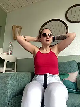 PicNic69x online show from April 16, 2026, 12:50 pm